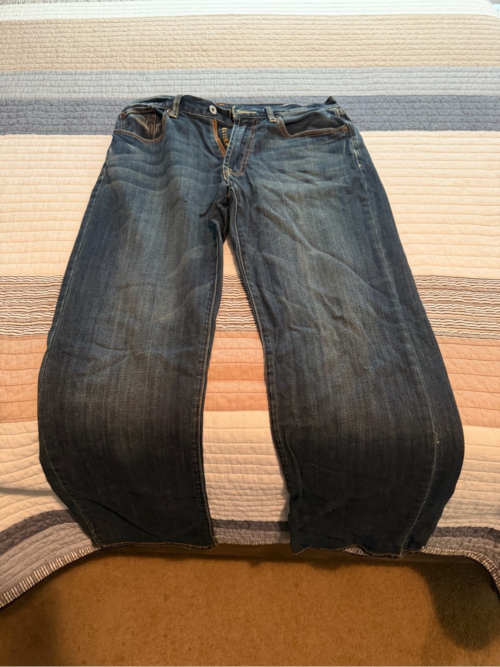 Lucky Brand Men's Washed Blue Relaxed Jeans